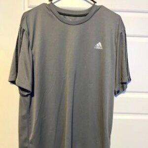 Men's Adidas Climalite Athletic Tee Size Large, couple minor snags see photos.